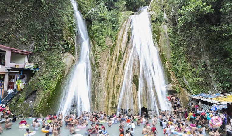Kempty Falls, Mussoorie, Uttarakhand