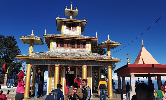 Surkanda Devi Temple, Kanatal
