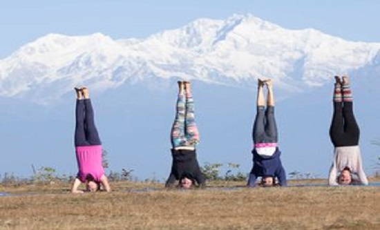 Yoga in Pahadi House Ranichauri